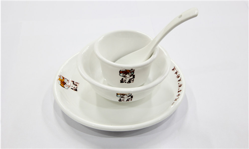餐饮后厨餐具清洗的分步